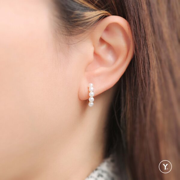 Fresh Water Pearl Huggies in 14K Solid Gold, Yellow Gold :: Mebe Pearl Hoop Earrings - Image 2