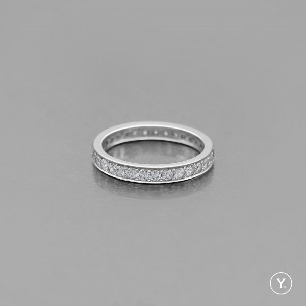 Y.Signature:: The Horizon Y. Signature Eternity Ring in Solid Gold / Platinum950
