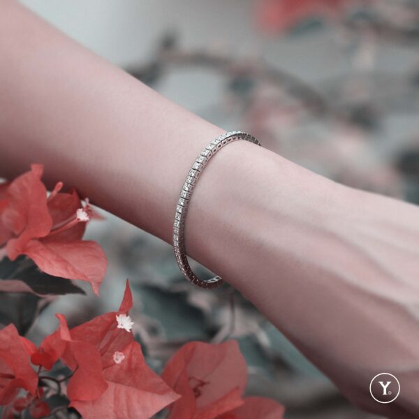 Piazza :: Princess Diamond Tennis Bracelet in 18K White Gold, Solid Gold - Image 9