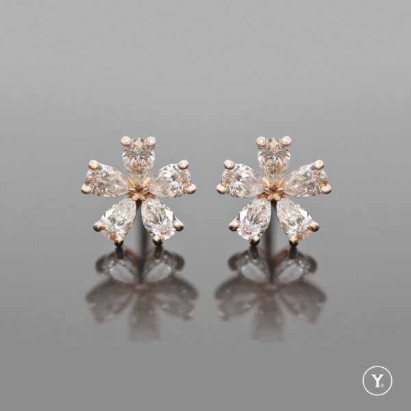 Little Lady :: 18K Solid Gold Diamond Stud Earrings for Custom Order