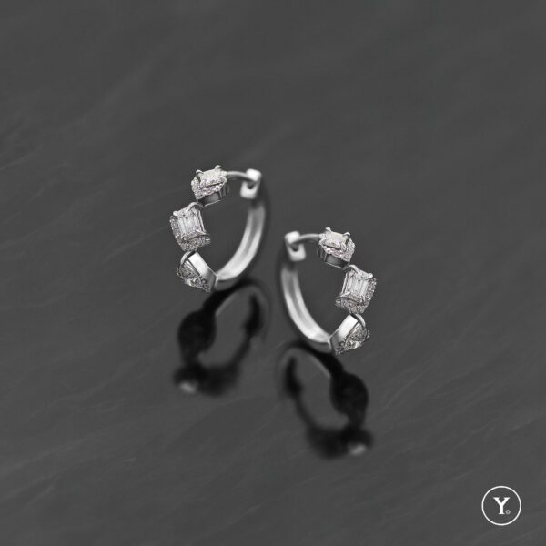 Surtida Hug :: Mixed Fancy Shape Diamond Huggies Earrings 18K White Gold, Solid Gold