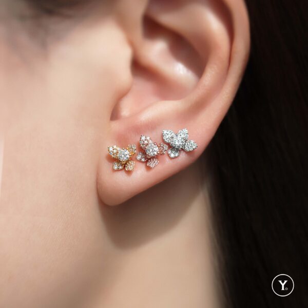 Belle Lux :: 18K White Gold Small Stud Earrings with 10pts H&A DEF Diamond - Image 3