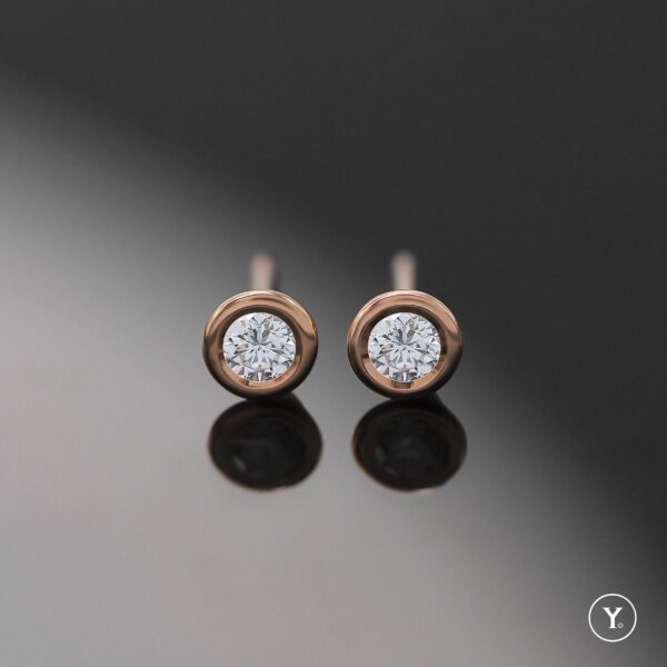 Pure :: Round Diamond Stud Earrings in 18K Rose Gold Solid Gold - Image 5