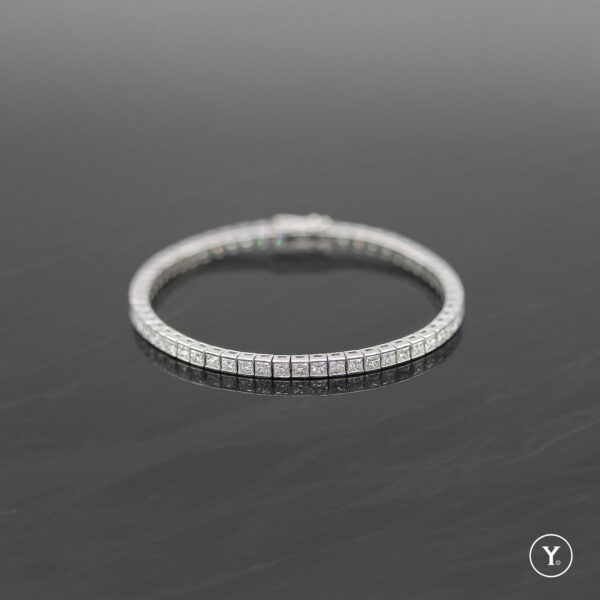 Piazza :: Princess Diamond Tennis Bracelet in 18K White Gold, Solid Gold