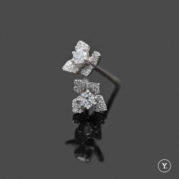 Belle Lux :: 18K White Gold Small Stud Earrings with 10pts H&A DEF Diamond - Image 7