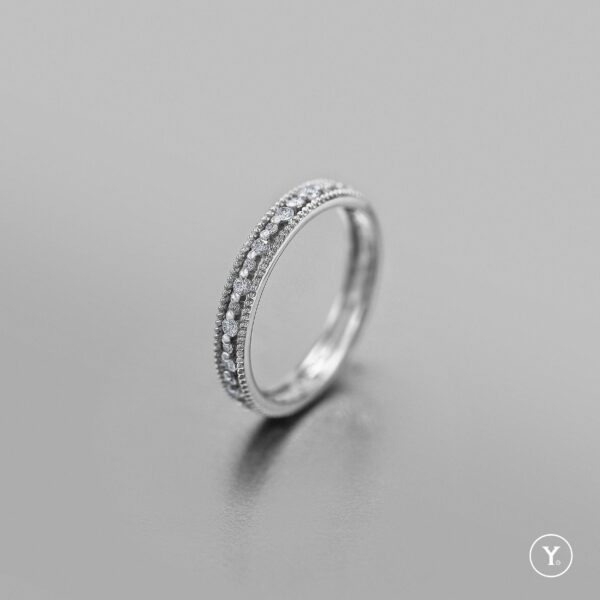 Enchante - Diamond Band in Solid Gold