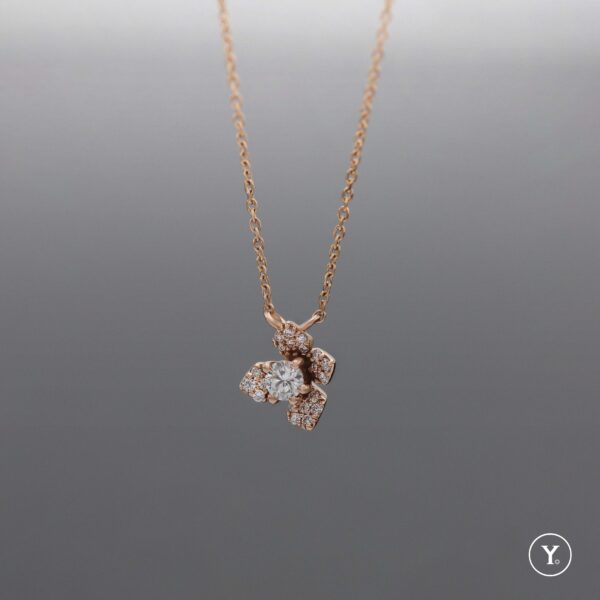 Belle Lux Chain Pendant :: 18K Rose Gold Dainty Chain Pendant with 10pts H&A Diamond - Image 2