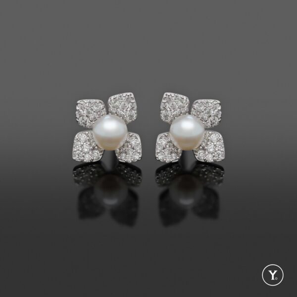 Belle Lux Pearl Earrings :: 18K White Gold Small Stud Earrings with Fresh Water Pearls